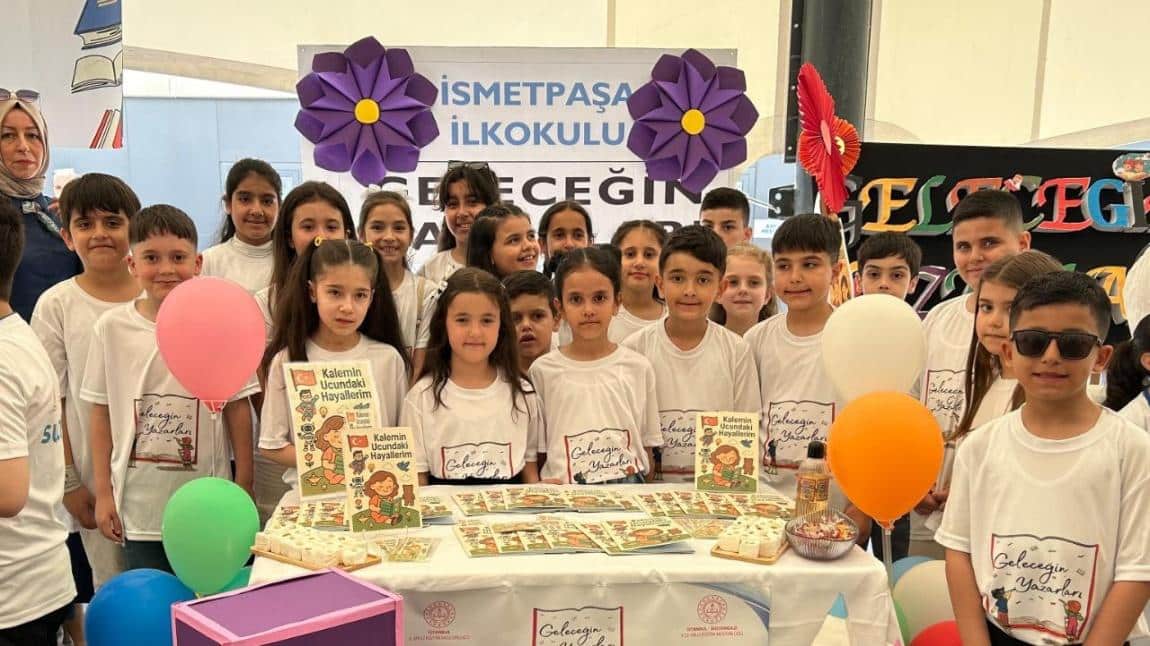 GELECEĞİN YAZARLARI PROJESİ KAPSAMINDA  ÇIKARDIĞIMIZ ' KALEMİN UCUNDAKİ HAYALLERİM ' ADLI KİTABIMIZIN TANITIMI VE İMZA PROGRAMI İÇİN FUARDAKİ YERİMİZİ ALDIK